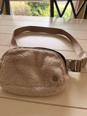 lululemon athletica Cream Sherpa Crossbody Belt Bag
